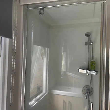 Tiny House, Mobilhome 6 Personnes Au Port De Camping Vendres