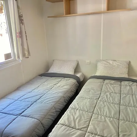 Tiny House, Mobilhome 6 Personnes Au Port De *
