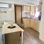 Tiny House, Mobilhome 6 Personnes Au Port De Vendres