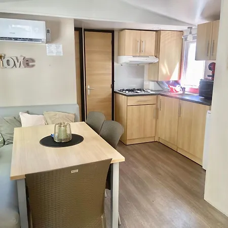 Tiny House, Mobilhome 6 Personnes Au Port De Vendres