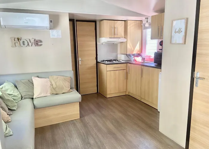 Parque de Campismo Tiny House, Mobilhome 6 Personnes Au Port De Vendres