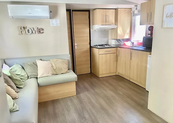 Parque de Campismo Tiny House, Mobilhome 6 Personnes Au Port De Vendres